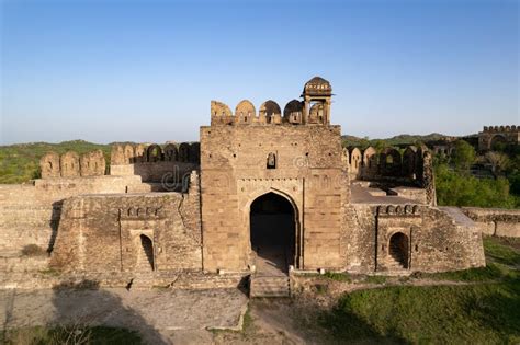 Rohtas Fort，宏偉的古代建築和歷史的見證！