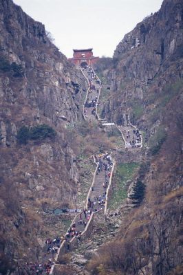  石门山！探索古代文明與壯麗自然風光