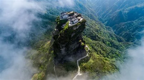  西山！雲海與古寺的交響曲！